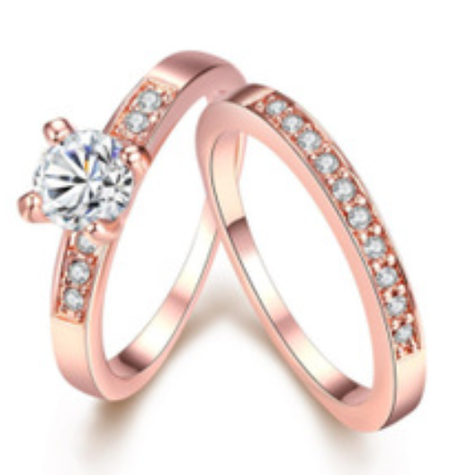 Rose Gold Ring with Diamond