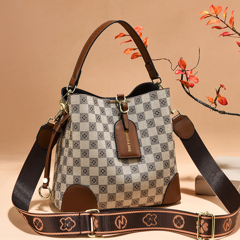 Large Capacity Simple Handbag Shoulder Messenger Bag Chessboard Lattice