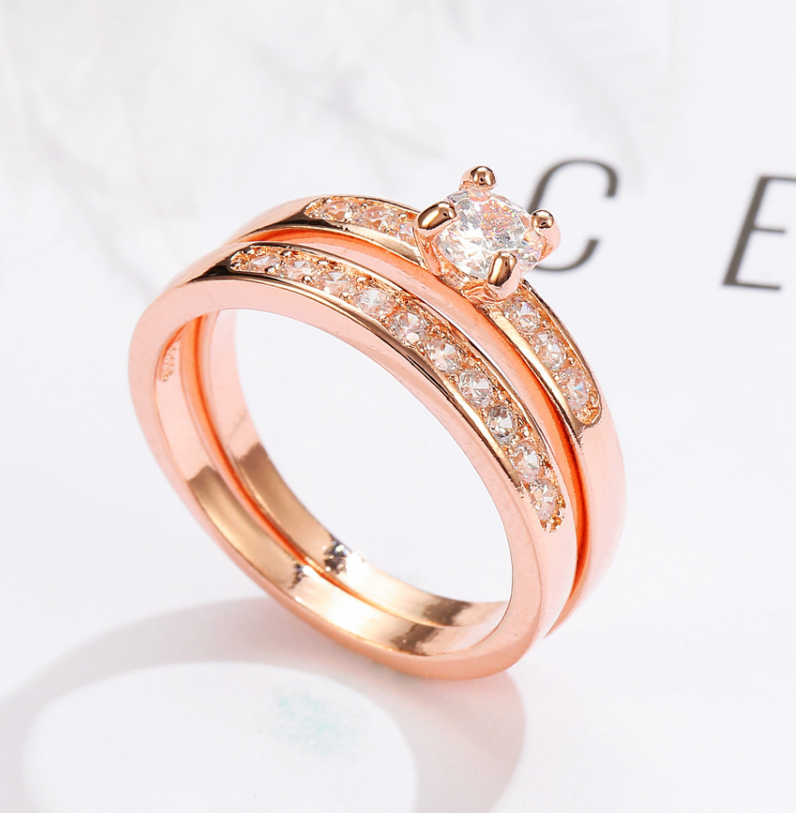 Rose Gold Ring with Diamond
