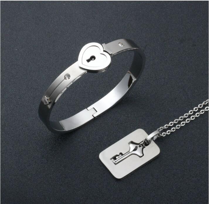 Bracelet Key Modern Style For Beautiful Female