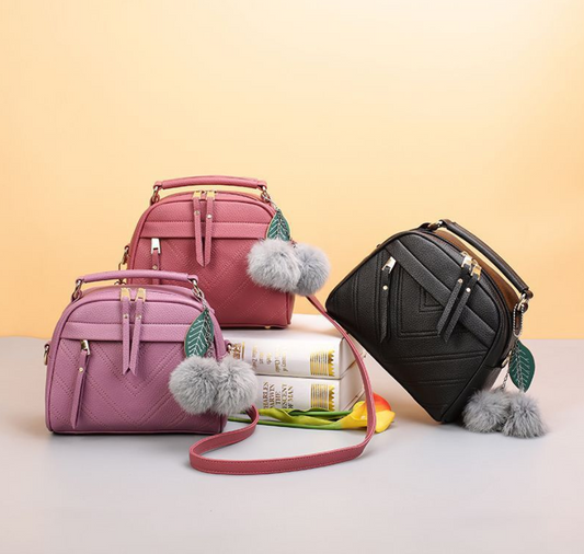 Hair ball, shoulder bag