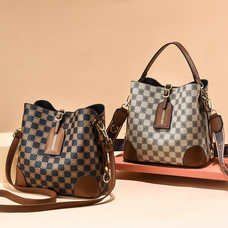 Large Capacity Simple Handbag Shoulder Messenger Bag Chessboard Lattice