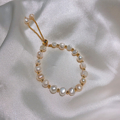 Baroque Pearl Bracelet with Design Sense